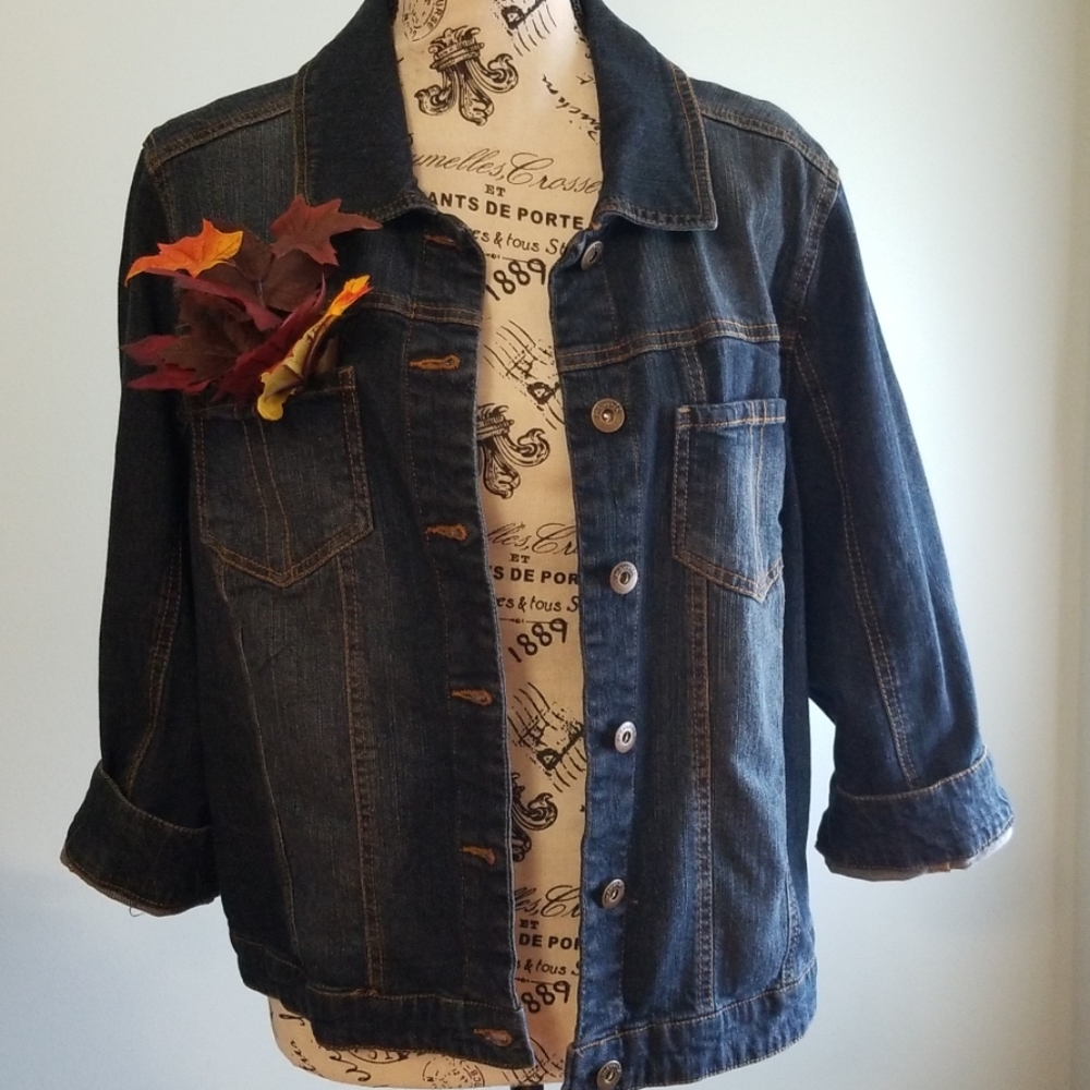 Jean jacket - Picture 2 of 4